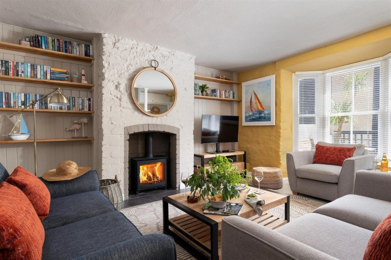 Gulls Rest - Charming Cottage In The Heart Of Historic Dartmouth Bagian luar foto