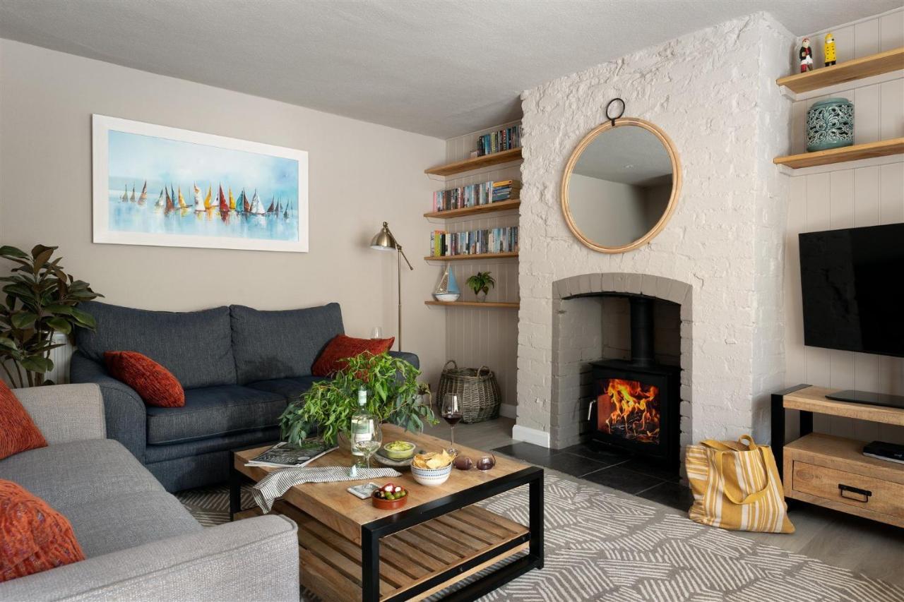 Gulls Rest - Charming Cottage In The Heart Of Historic Dartmouth Bagian luar foto